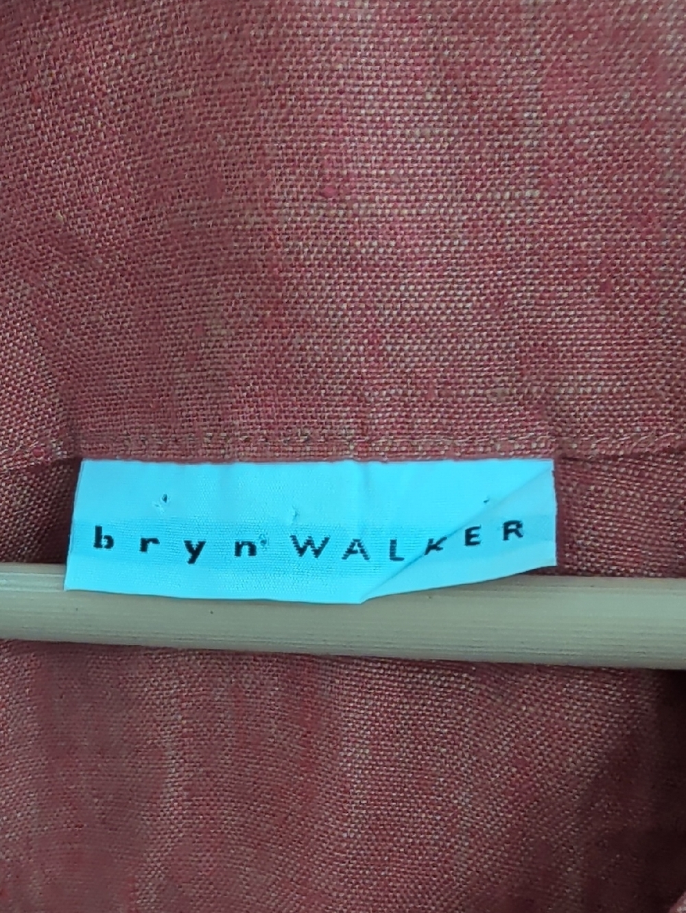 Bryn Walker Mia Linen Lagenlook Women’s Rust Faux Wrap-Front Linen Top - Picture 3 of 9